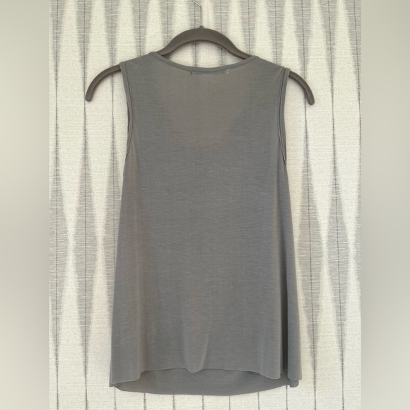 Cotton tank with detailed silver beading. Fits small to medium. - Picture 4 of 4